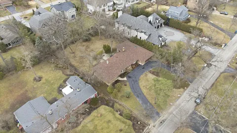 $600,000 | 330 Ferndale Avenue, Elmhurst, IL 60126