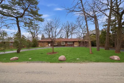 $600,000 | 330 Ferndale Avenue, Elmhurst, IL 60126