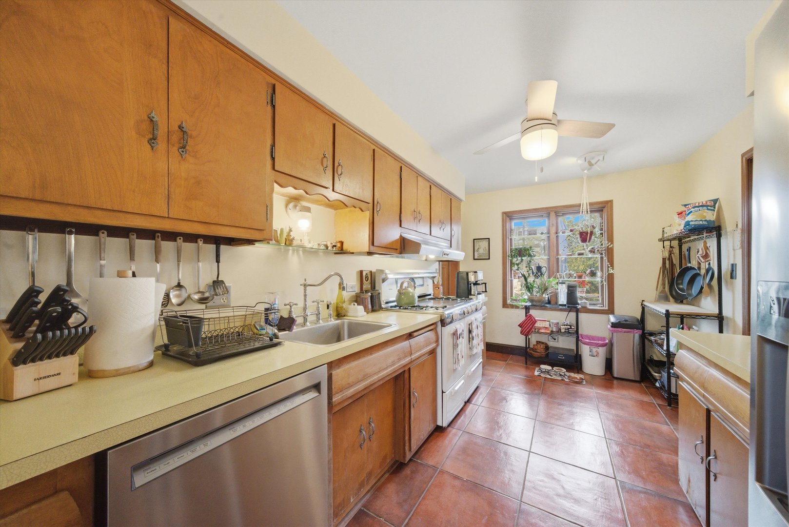 330 Ferndale Avenue Elmhurst, IL 60126 - Photo 8 of 34