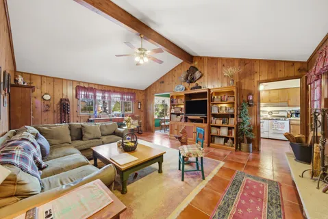 $600,000 | 330 Ferndale Avenue, Elmhurst, IL 60126