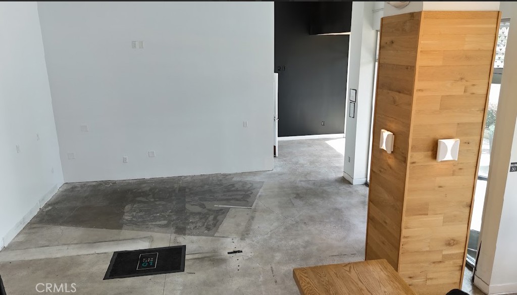 1901 East First Street, Unit 138 Santa Ana, CA 92705 - Photo 2 of 15 a view of a bathroom