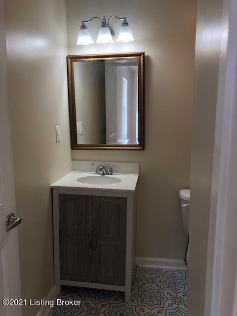 6815 Aron Road Louisville, KY 40258 - Photo 21 of 42 IMG_9374