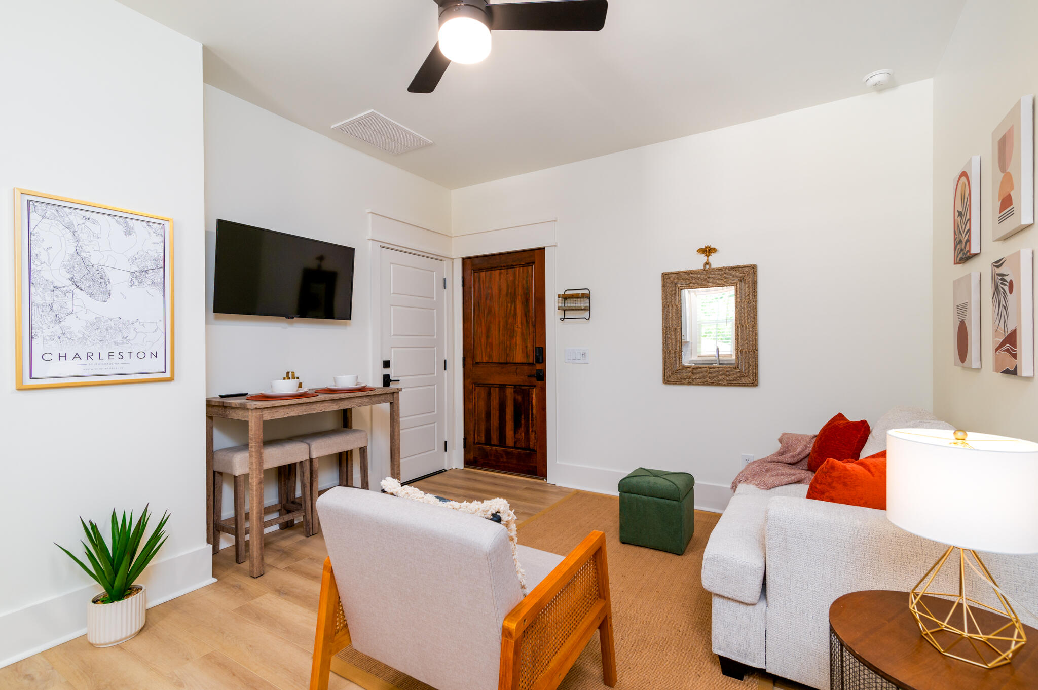 532 Fleming Road Charleston, SC 29412 - Photo 2 of 14 532 Fleming Rd - 003 - CMG