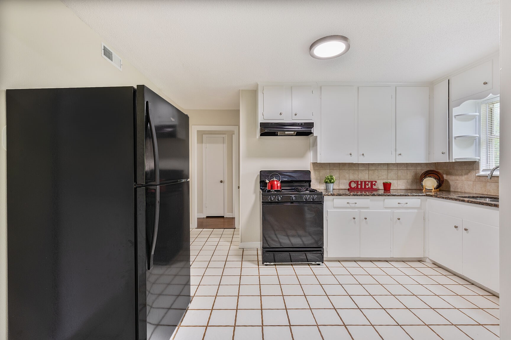 9629 Panola Way Houston, TX 77055 - Photo 7 of 15