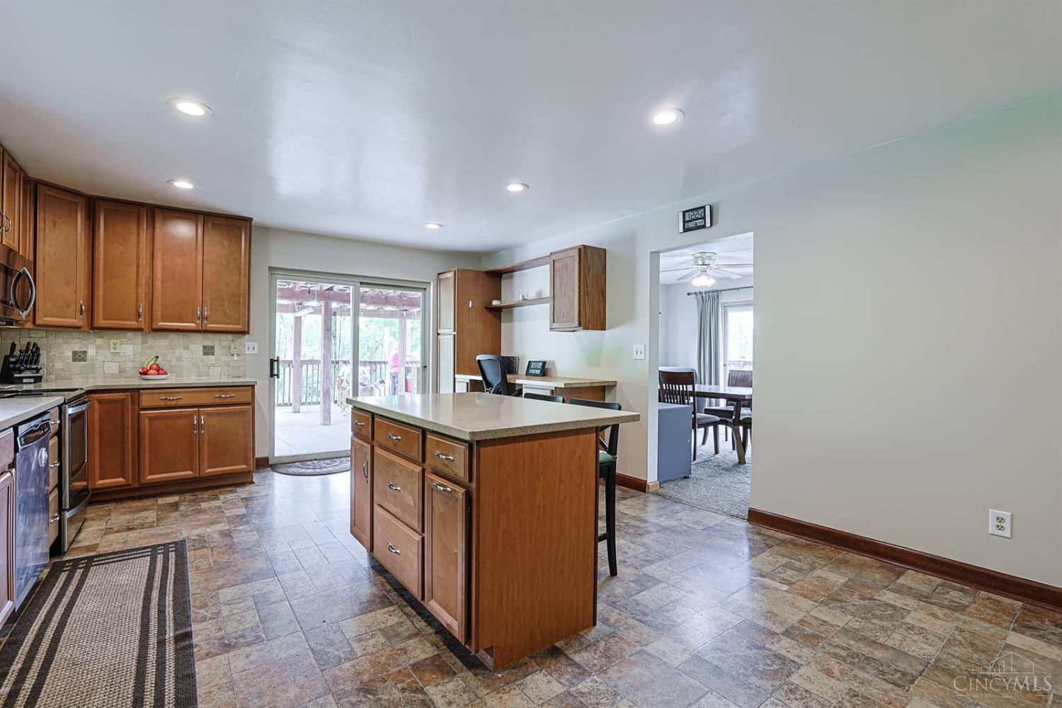 7528 East Miami River Road Cincinnati, OH 45247 - Photo 14 of 59