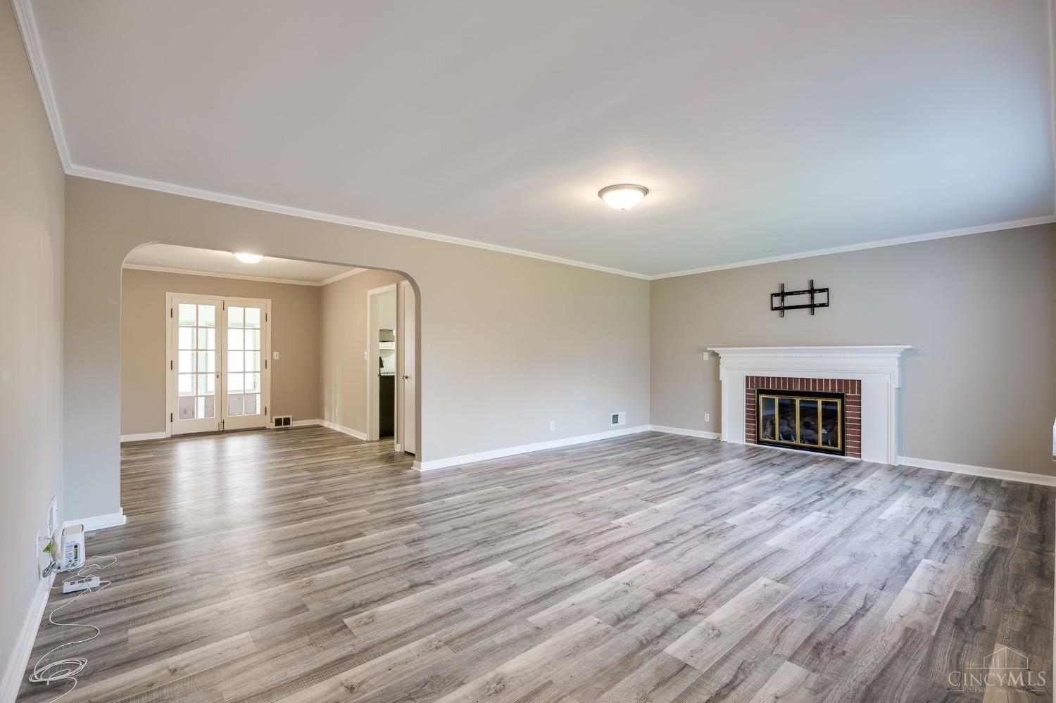 272 West Stroop Road Kettering, OH 45429 - Photo 7 of 43 Gallery Image 7