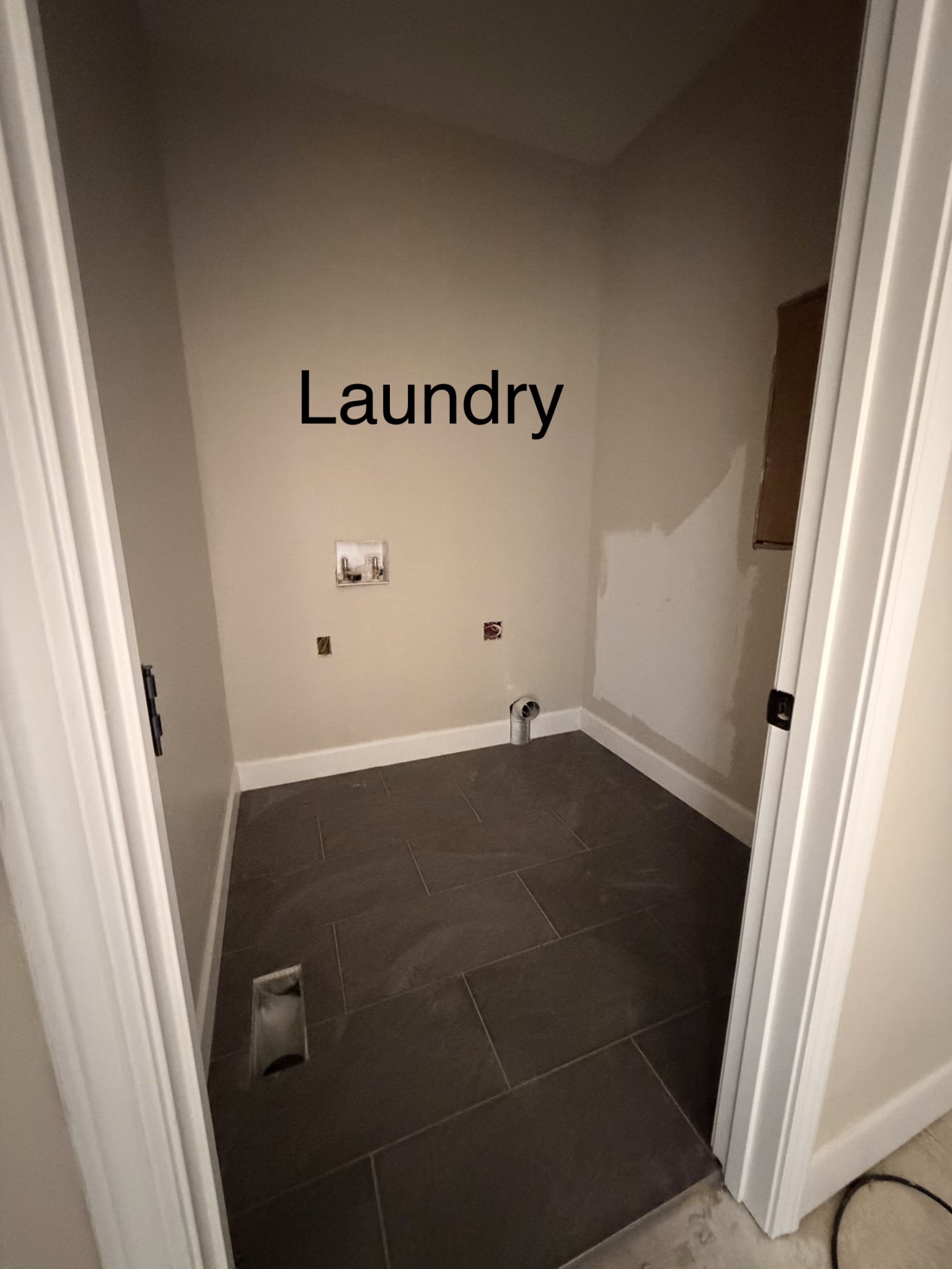 1238 Breeden Road Charlotte, TN 37036 - Photo 16 of 24 view of a room