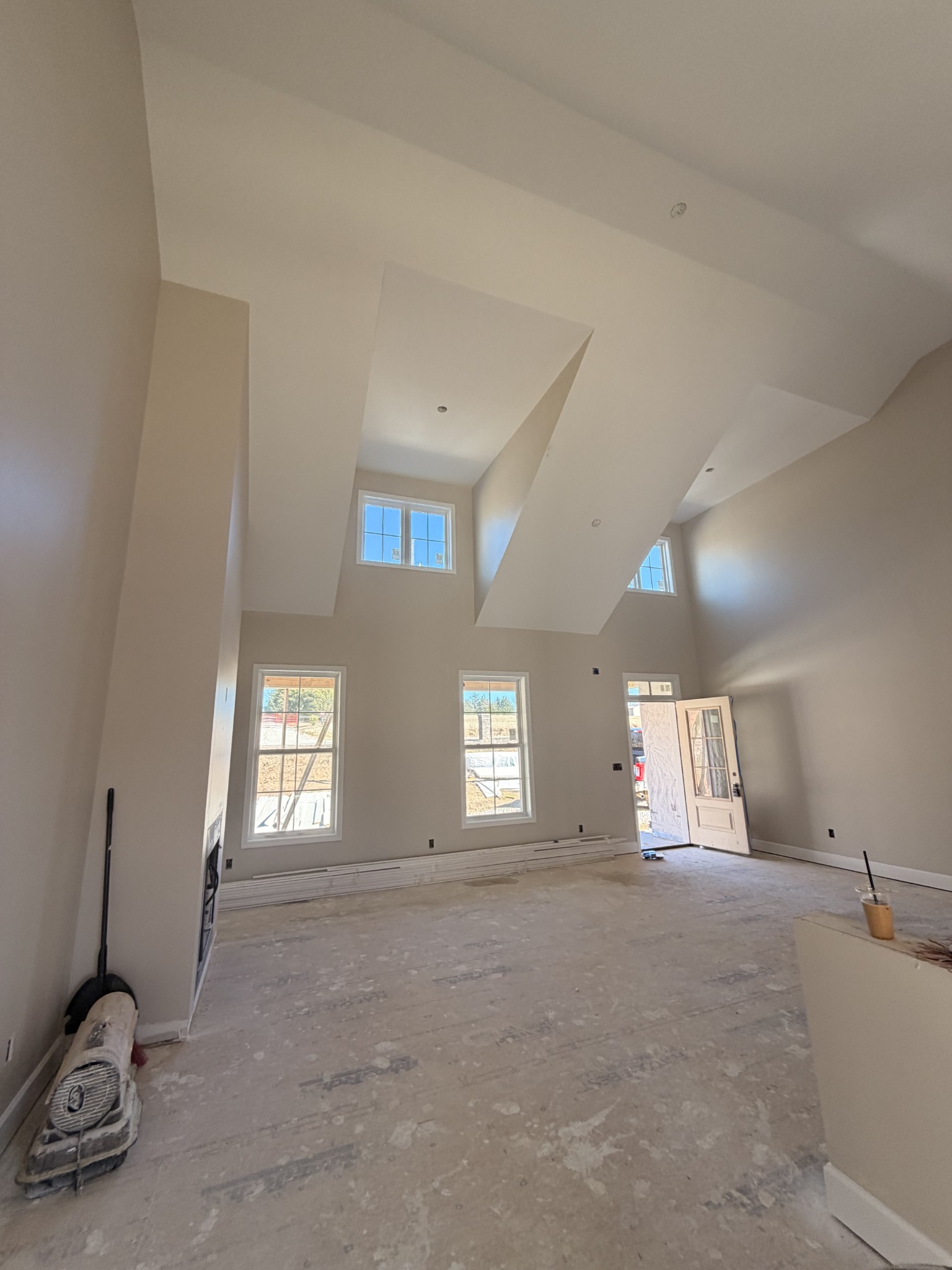 1238 Breeden Road Charlotte, TN 37036 - Photo 4 of 24 a view of empty room with windows