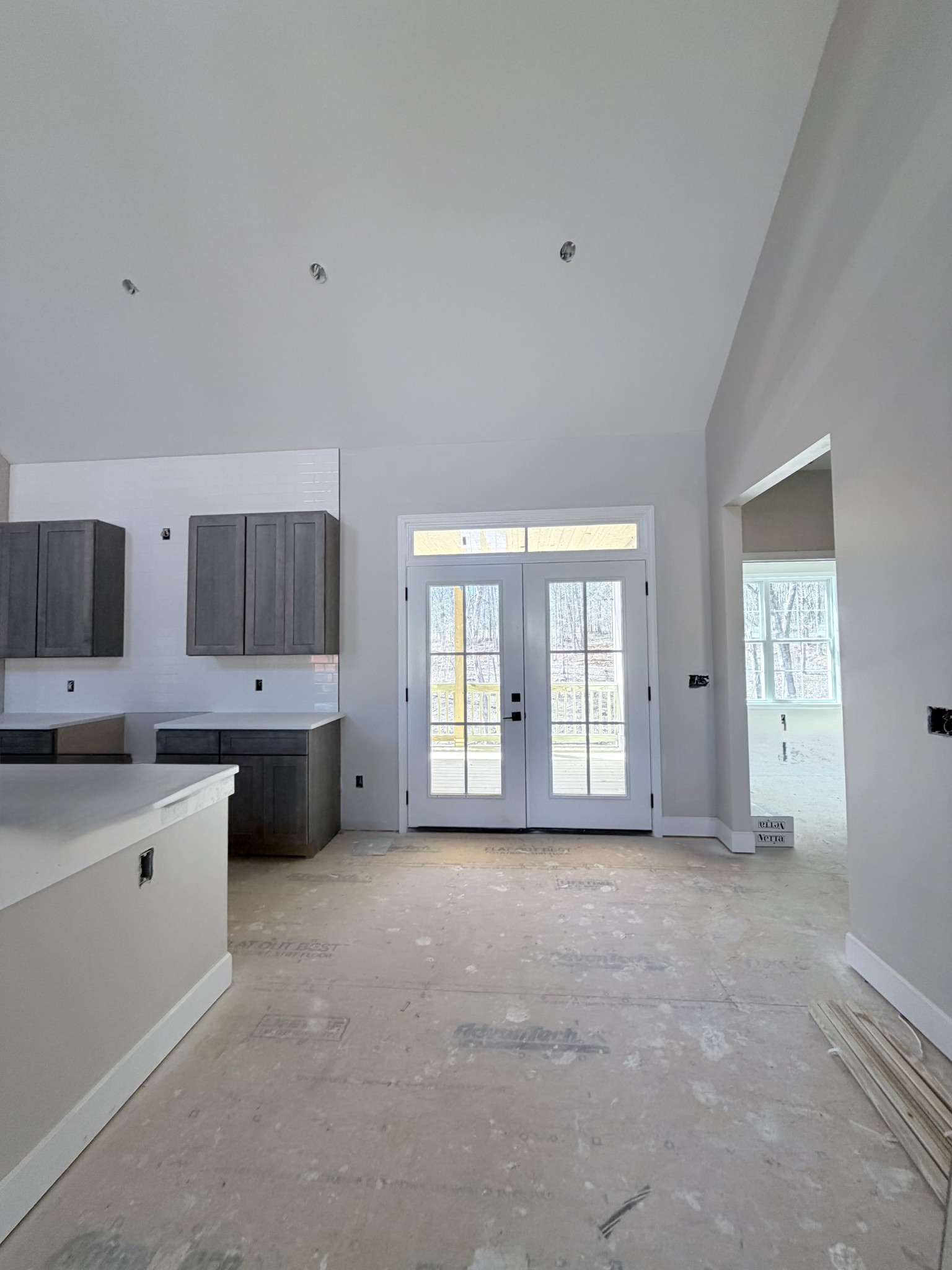 1238 Breeden Road Charlotte, TN 37036 - Photo 8 of 24 a view of an empty room with a kitchen