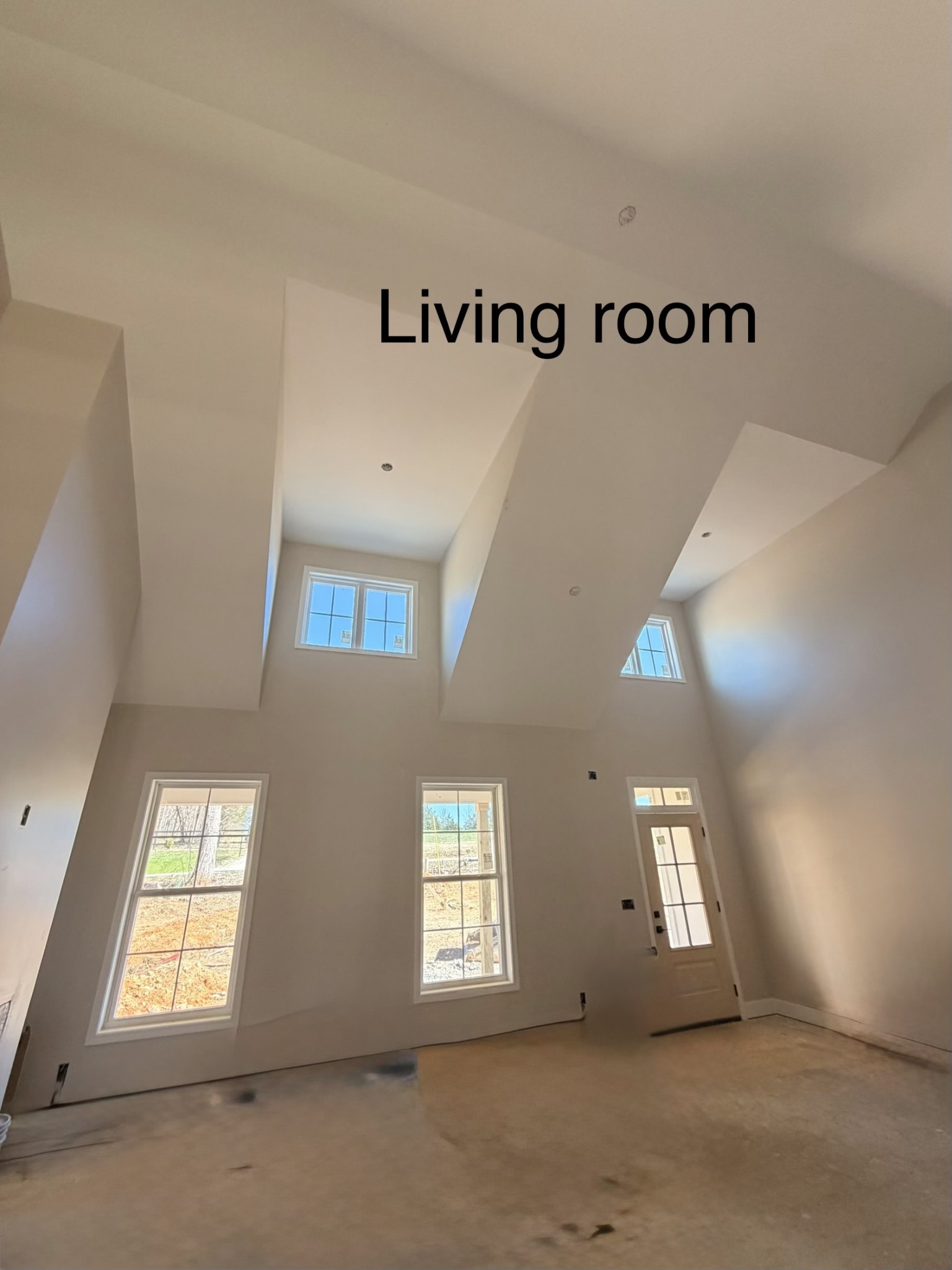 1238 Breeden Road Charlotte, TN 37036 - Photo 9 of 24 a view of livingroom with window