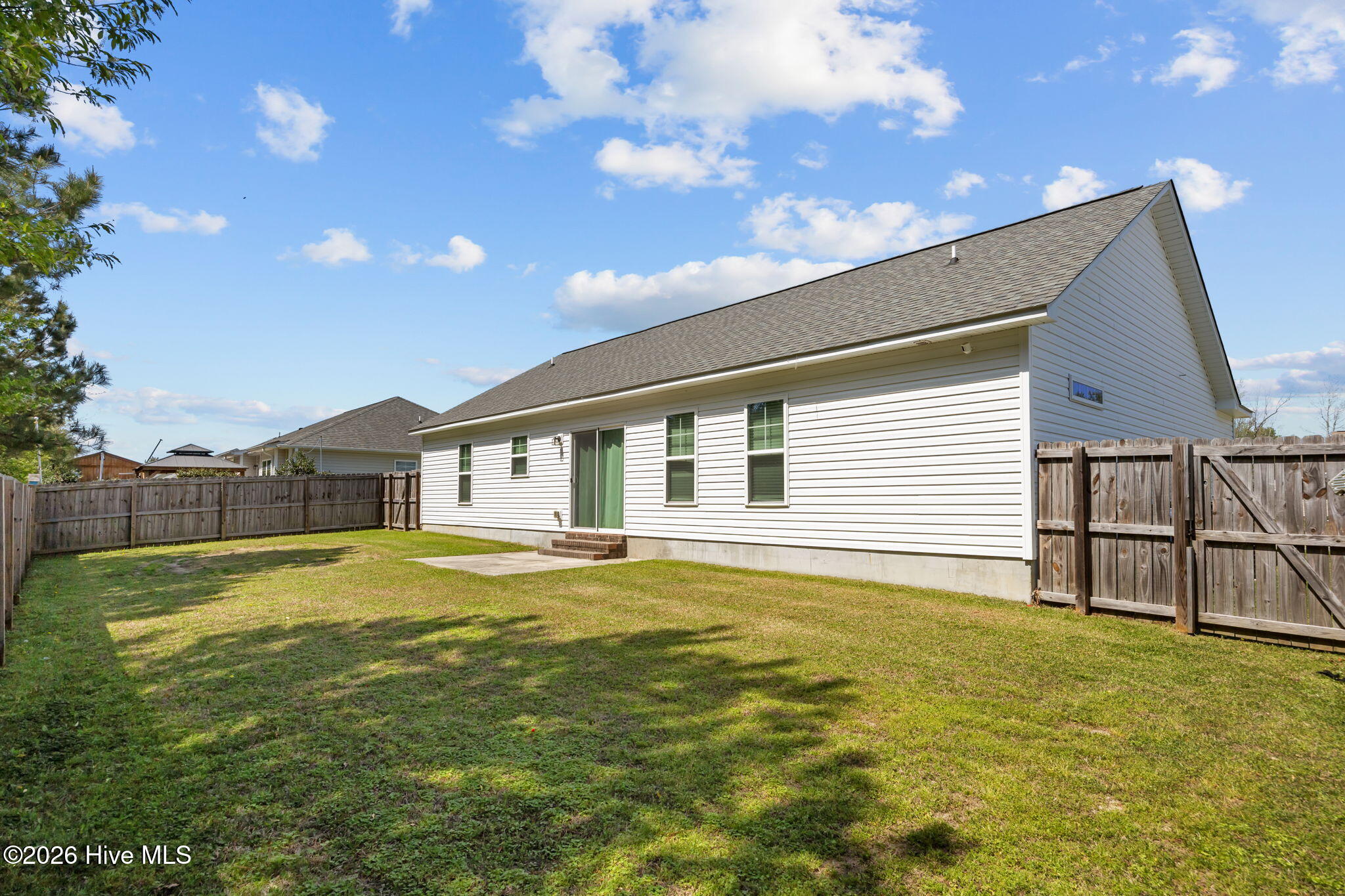 352 Tamarack Drive Ayden, NC 28513 - Photo 4 of 48 B3