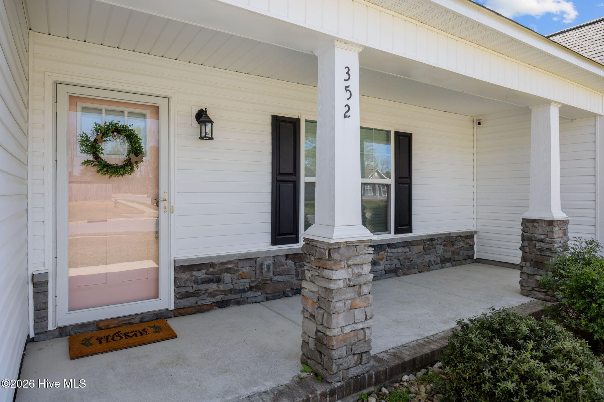 352 Tamarack Drive Ayden, NC 28513 - Photo 5 of 48 B4