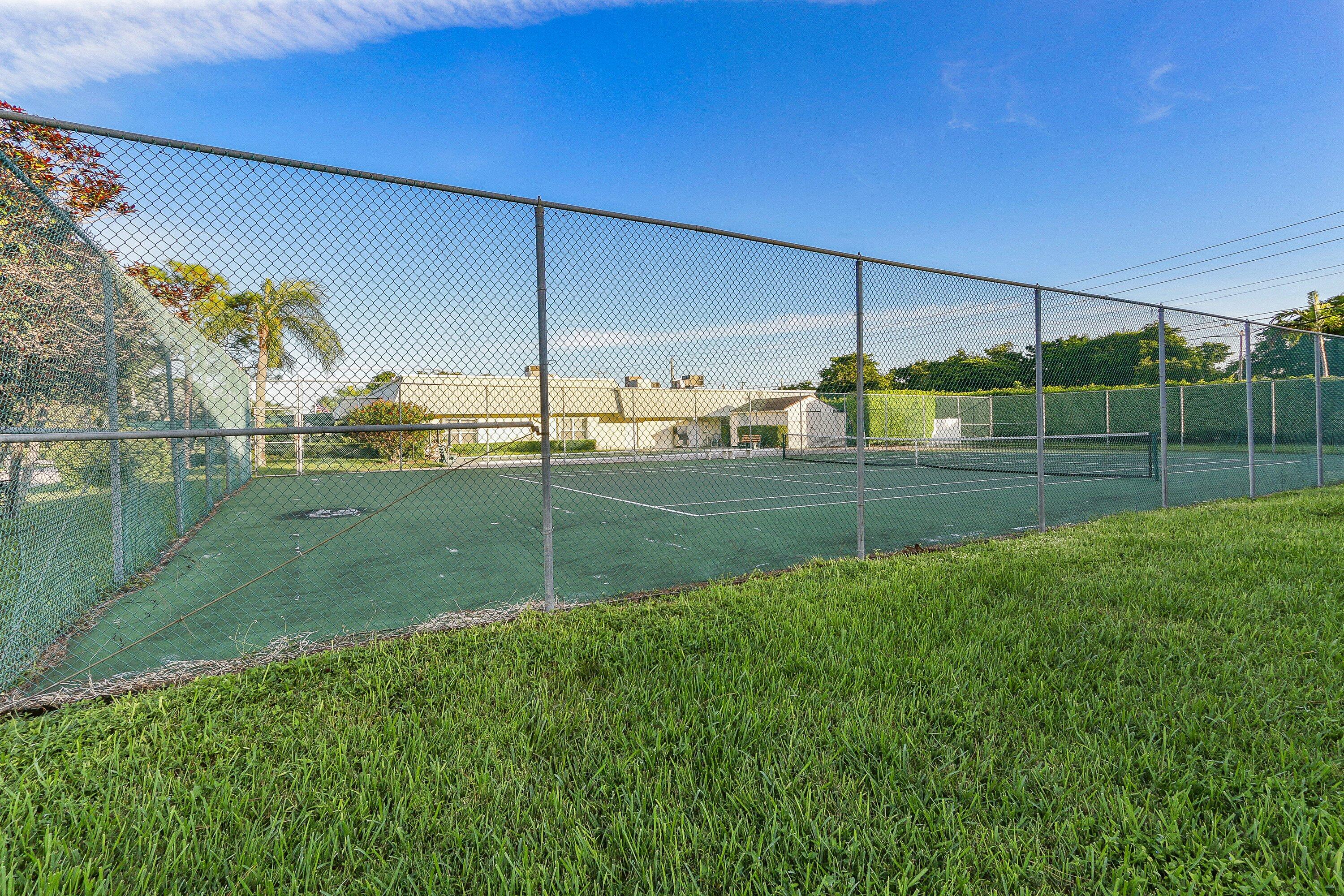 2835 Southwest 13th Street, Unit 202 Delray Beach, FL 33445 - Photo 35 of 50 035-2835Southwest13thStreet-DelrayBeach-