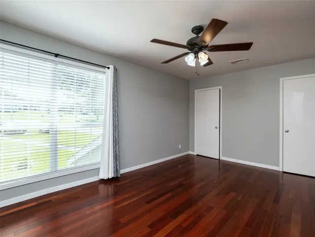 $224,000 | 100 Edgewater Drive, Unit 44, Livingston, TX 77351