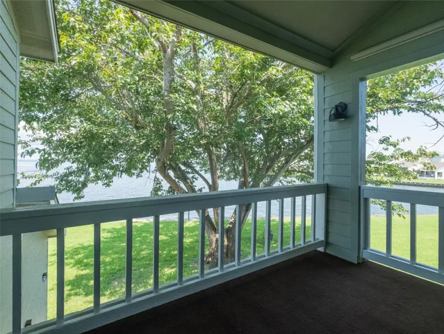 $224,000 | 100 Edgewater Drive, Unit 44, Livingston, TX 77351