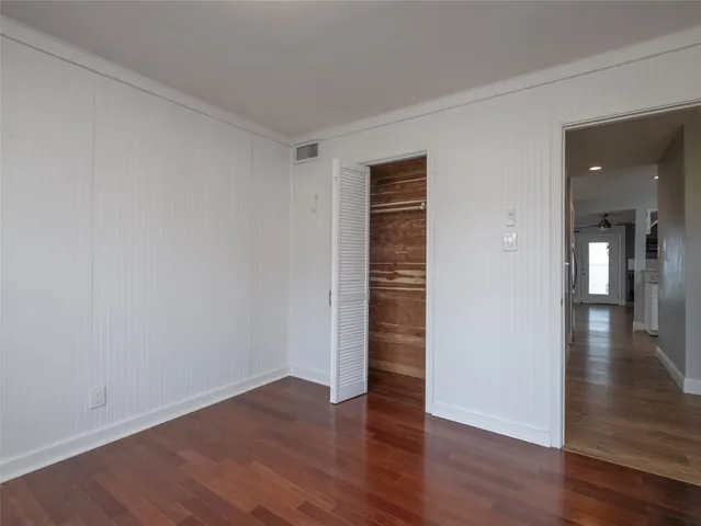 $224,000 | 100 Edgewater Drive, Unit 44, Livingston, TX 77351