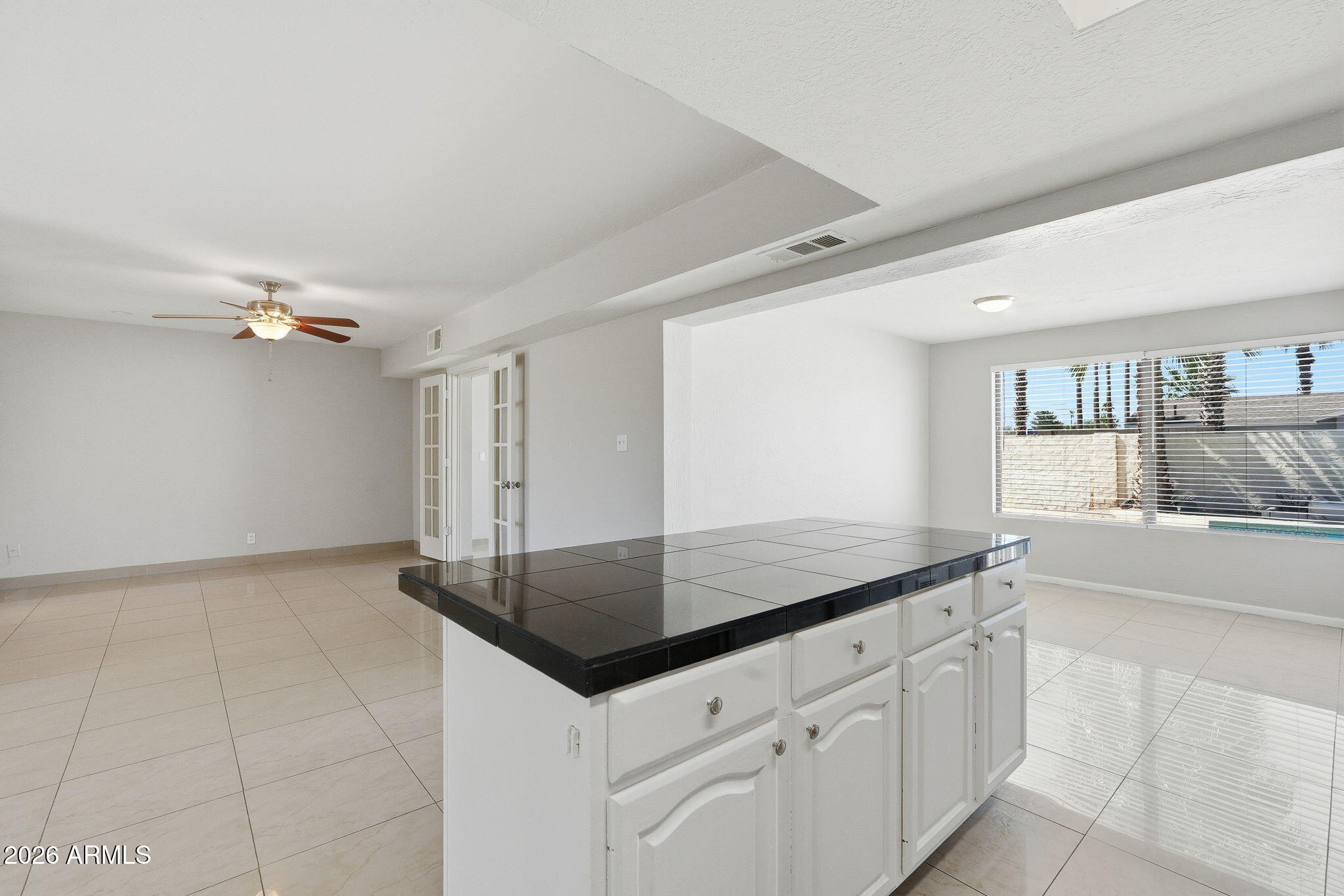 2254 West Wethersfield Road Phoenix, AZ 85029 - Photo 13 of 35 015_ListerPros