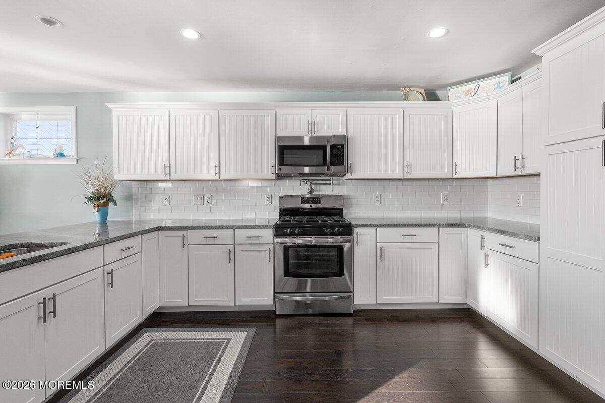 32 Walkill Road Little Egg Harbor, NJ 08087 - Photo 13 of 42 Kitchen 2