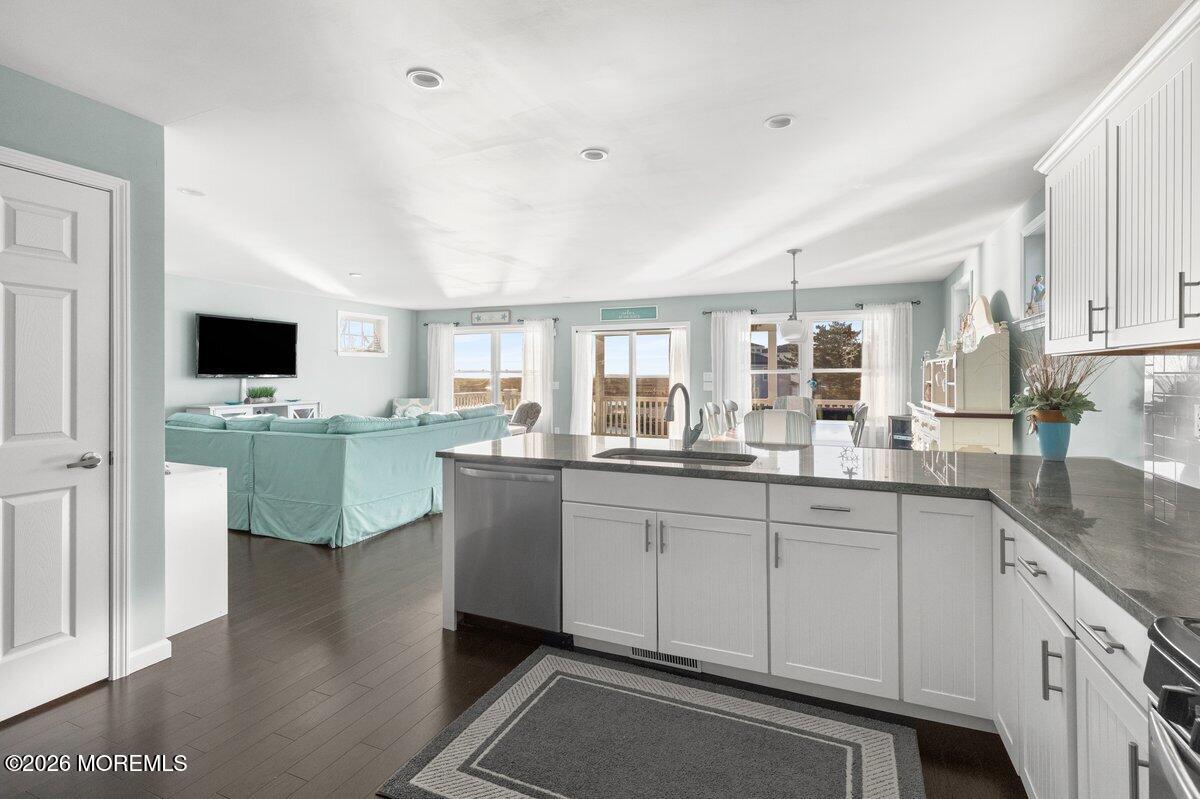32 Walkill Road Little Egg Harbor, NJ 08087 - Photo 15 of 42 Kitchen 4