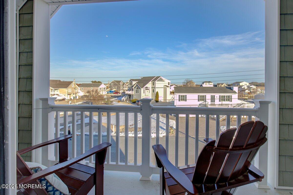 32 Walkill Road Little Egg Harbor, NJ 08087 - Photo 27 of 42 Porch Front