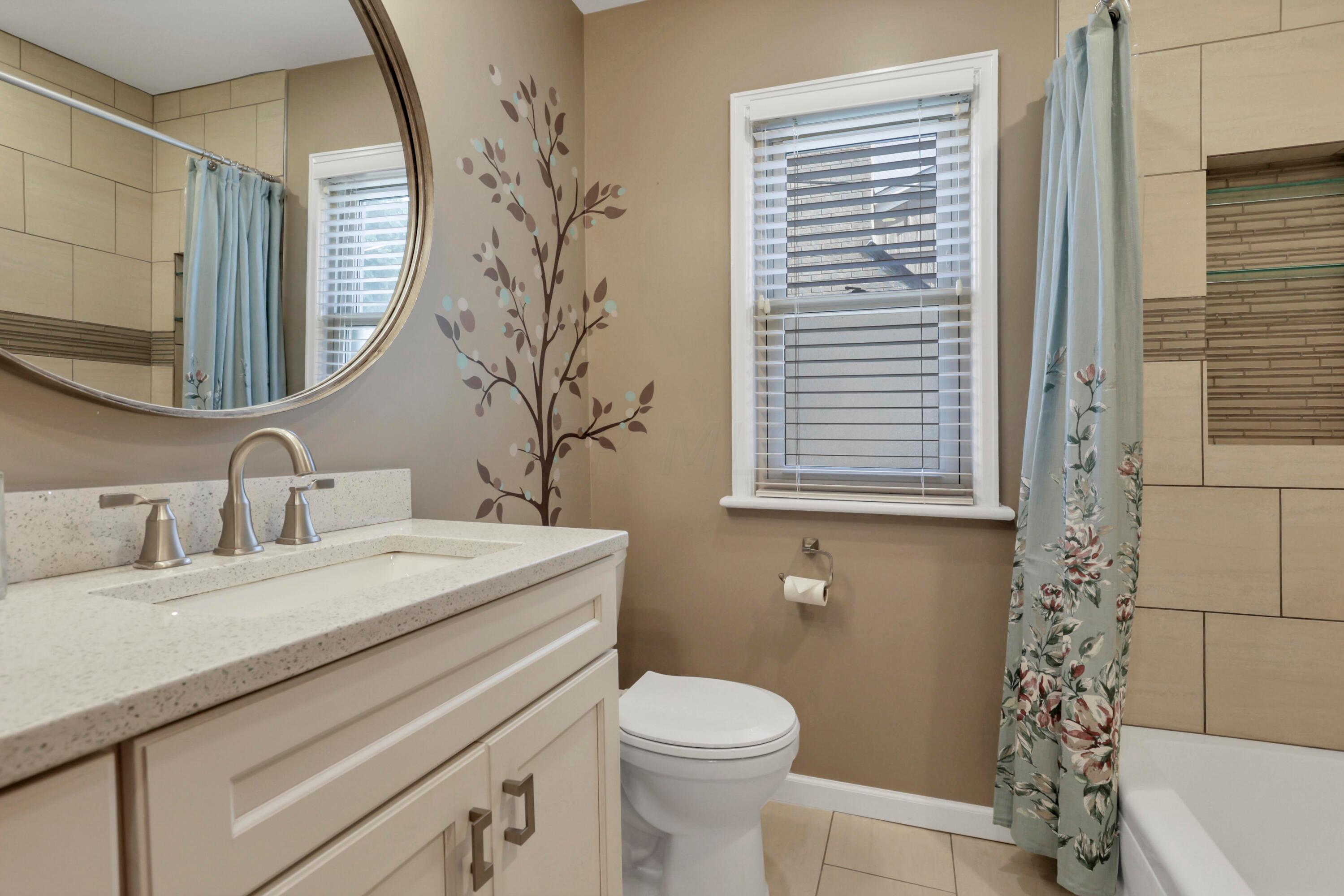23 East Weisheimer Road Columbus, OH 43214 - Photo 21 of 50 0N4A3077