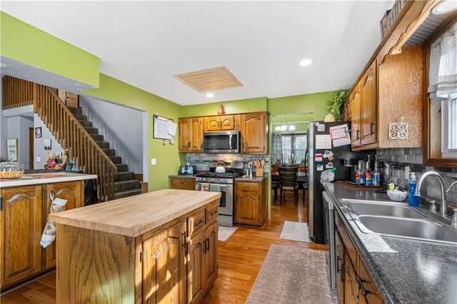 $339,995 | 14863 East Redcoat Road, Nevada, MO 64772