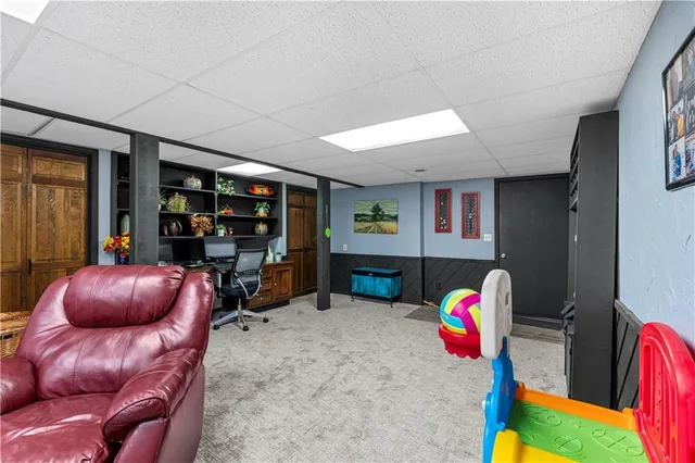 $339,995 | 14863 East Redcoat Road, Nevada, MO 64772