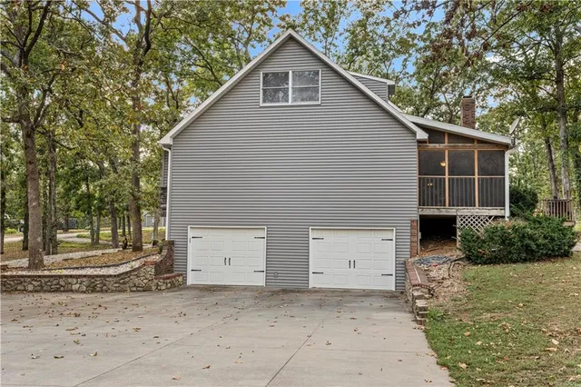 $339,995 | 14863 East Redcoat Road, Nevada, MO 64772