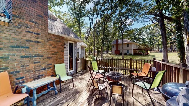 $339,995 | 14863 East Redcoat Road, Nevada, MO 64772