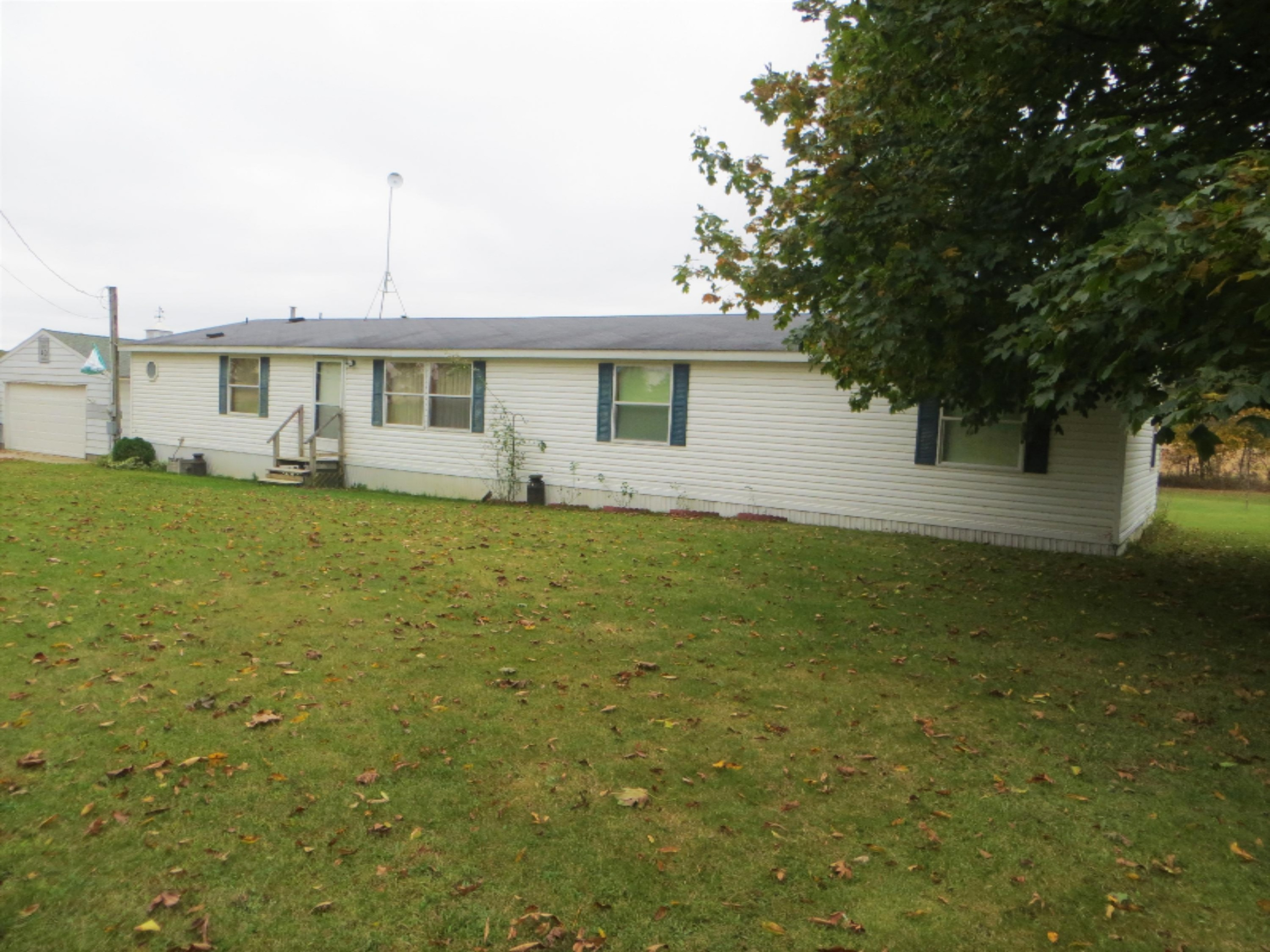 774 East Bricker Road Fenwick, MI 48834 - Photo 11 of 29 11
