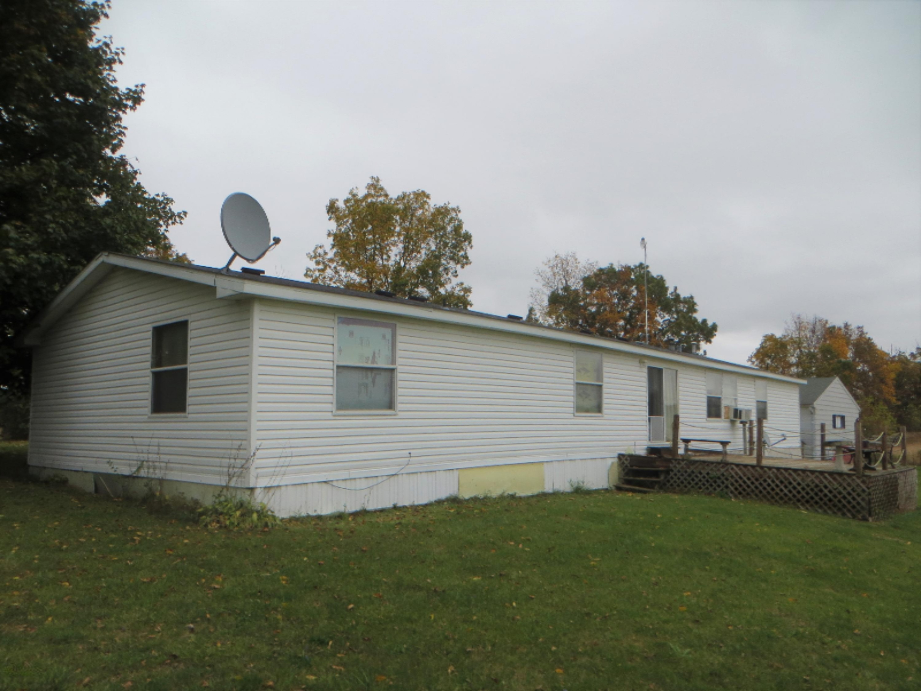 774 East Bricker Road Fenwick, MI 48834 - Photo 10 of 29 10