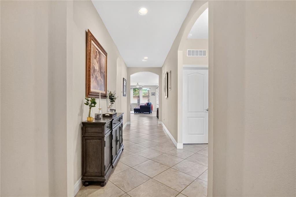 850 Bucklebury Loop Ocoee, FL 34761 - Photo 5 of 38