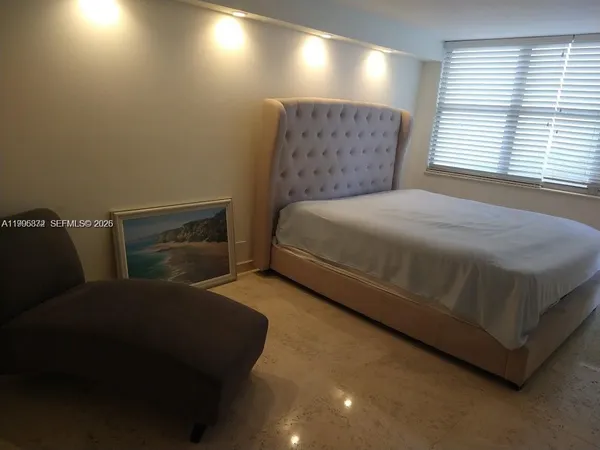 $3,200 | 6039 Collins Avenue, Unit 407, Miami Beach, FL 33140