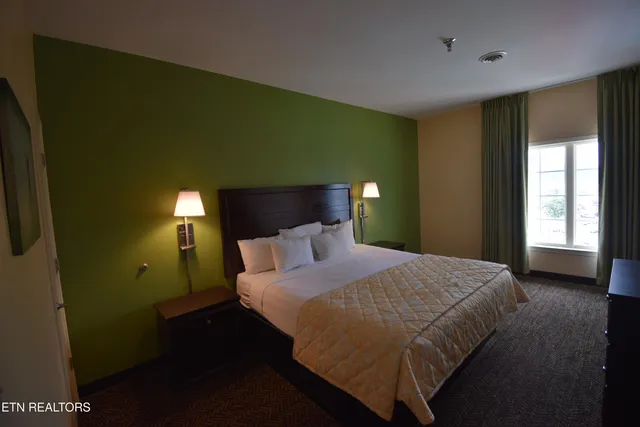 $349,900 | 225 Collier Drive, Unit 1516, Sevierville, TN 37862