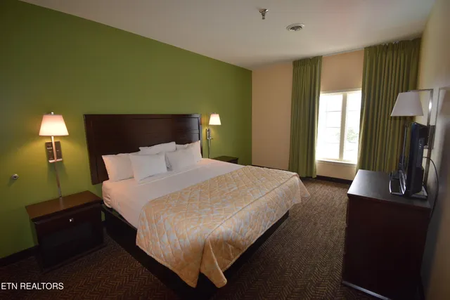 $349,900 | 225 Collier Drive, Unit 1516, Sevierville, TN 37862