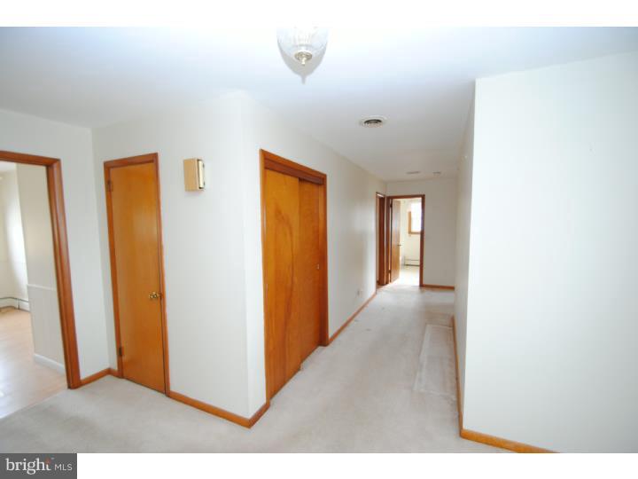 25427 Mt Pleasant Road Columbus, NJ 08022 - Photo 4 of 23