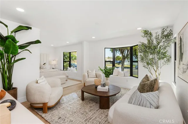 $1,850,000 | 17231 Lido Lane, Huntington Beach, CA 92647