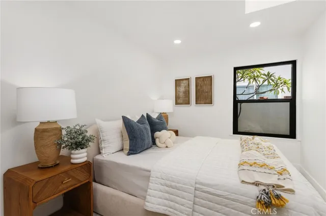 $1,850,000 | 17231 Lido Lane, Huntington Beach, CA 92647