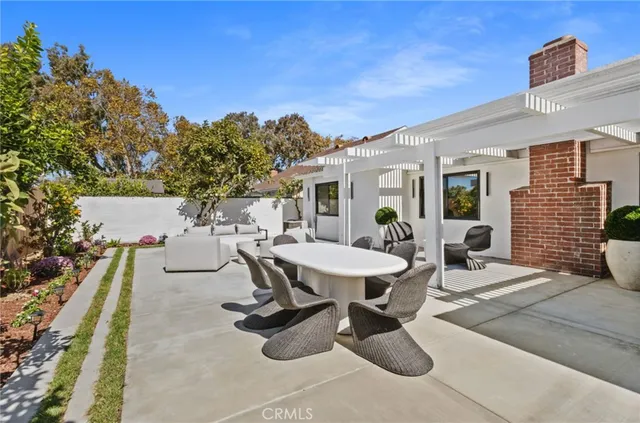 $1,850,000 | 17231 Lido Lane, Huntington Beach, CA 92647