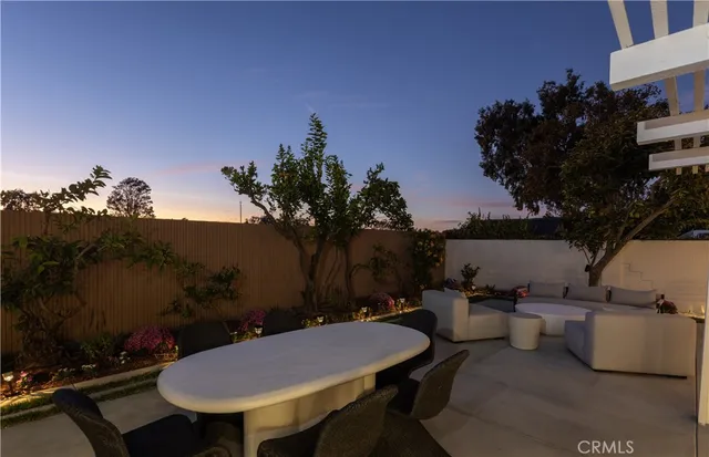 $1,850,000 | 17231 Lido Lane, Huntington Beach, CA 92647