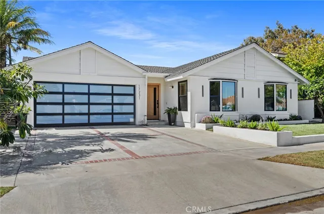 $1,850,000 | 17231 Lido Lane, Huntington Beach, CA 92647