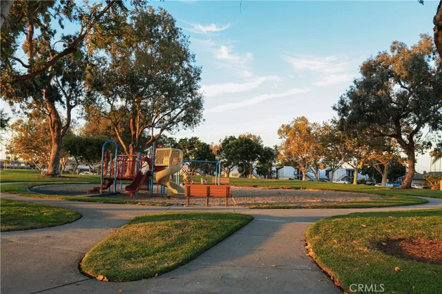 $1,850,000 | 17231 Lido Lane, Huntington Beach, CA 92647