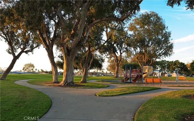 $1,850,000 | 17231 Lido Lane, Huntington Beach, CA 92647