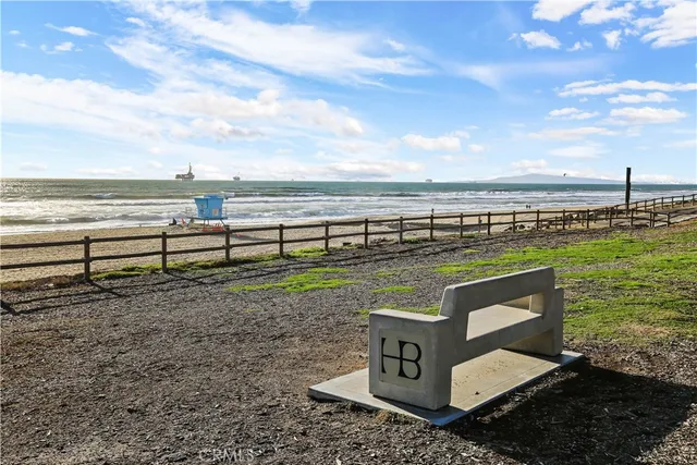 $1,850,000 | 17231 Lido Lane, Huntington Beach, CA 92647