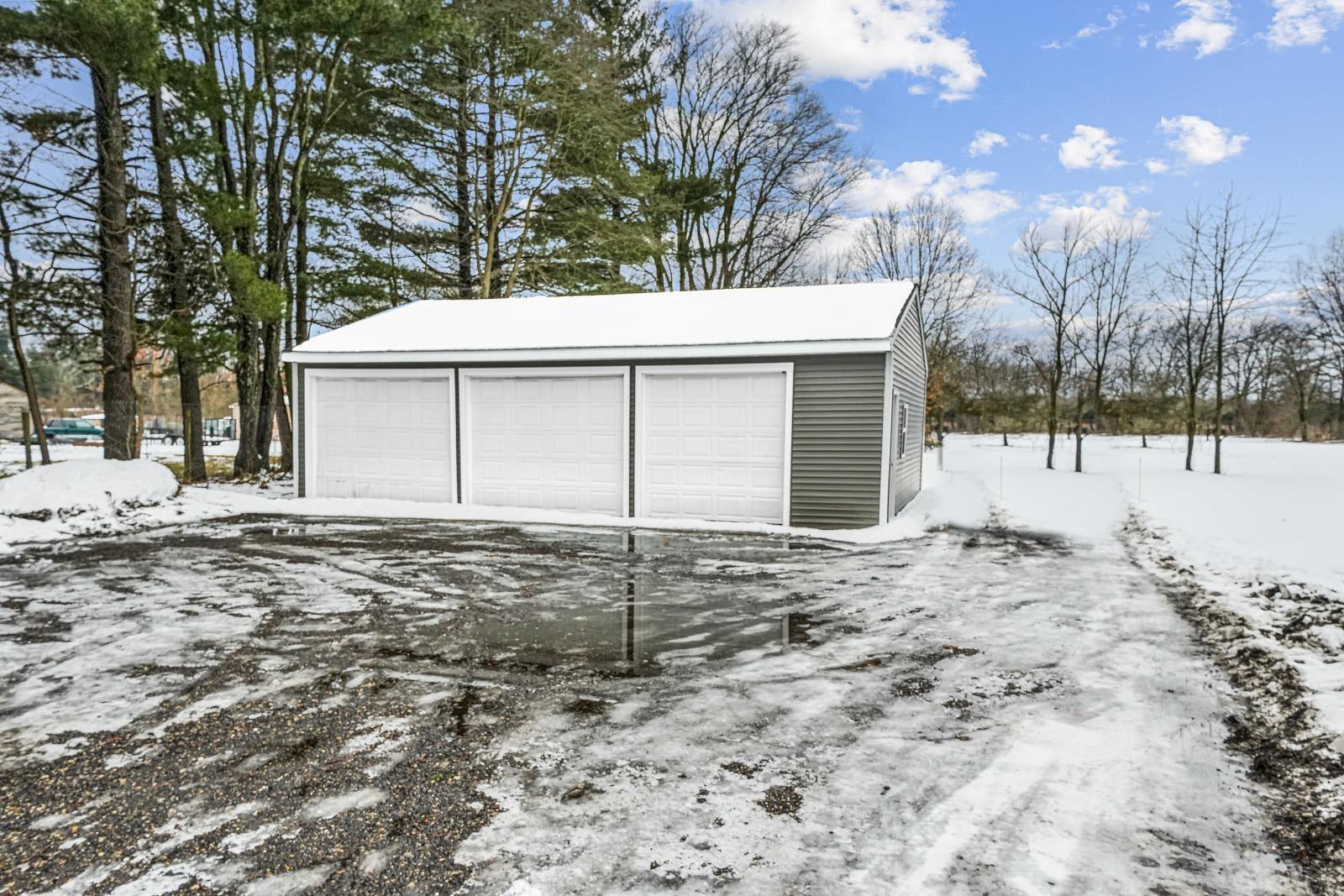 54665 Buckeye Road Mishawaka, IN 46545 - Photo 26 of 27 Gallery Image 26
