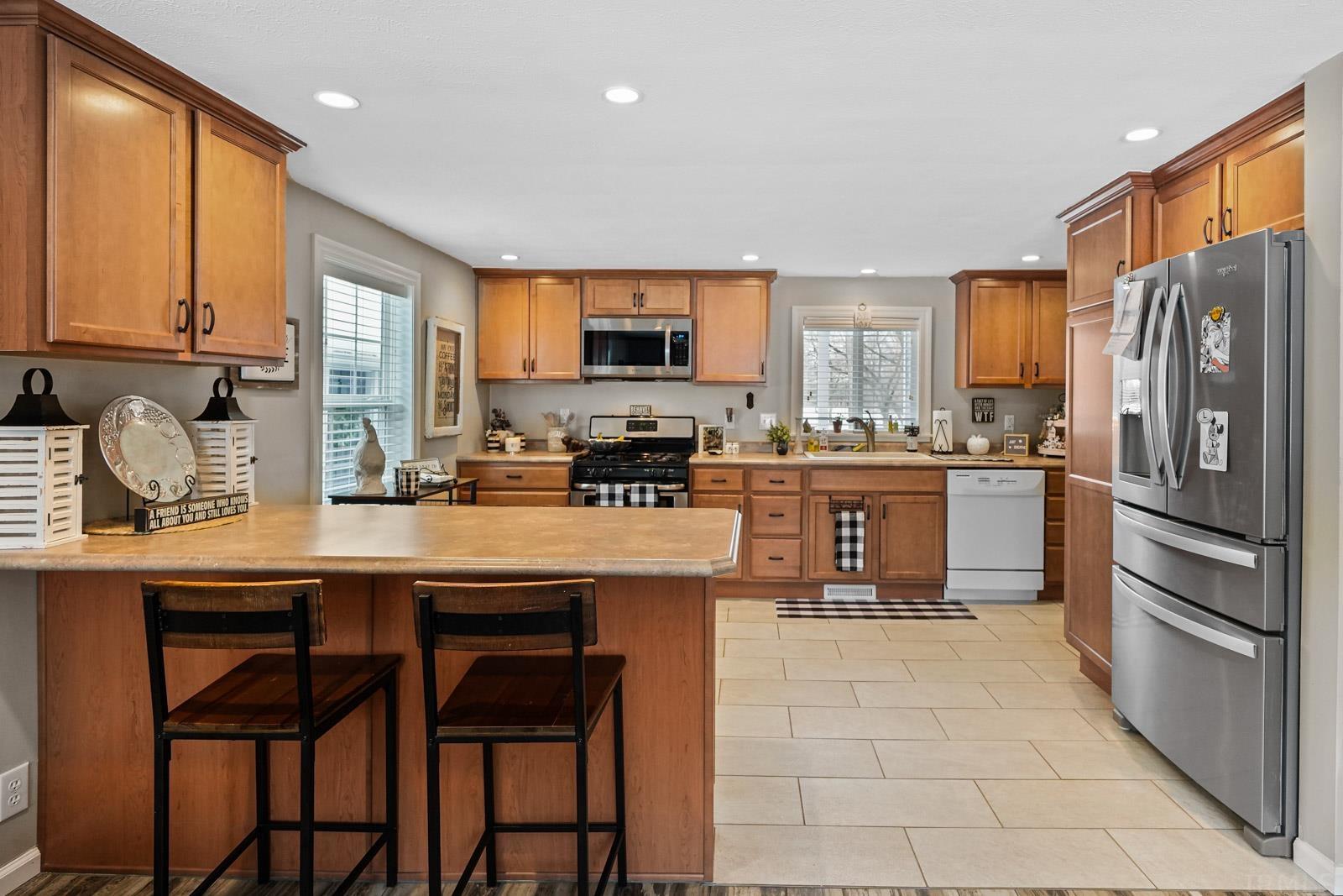 54665 Buckeye Road Mishawaka, IN 46545 - Photo 8 of 27 Gallery Image 8