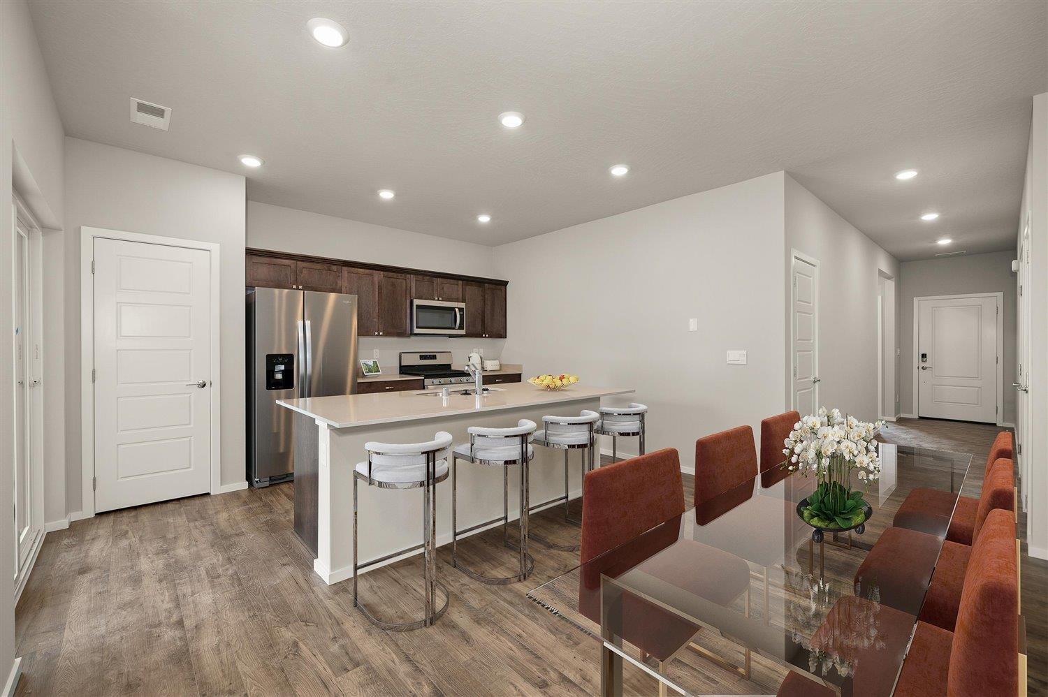 6121 South Soda Road Spokane, WA 99224 - Photo 5 of 15