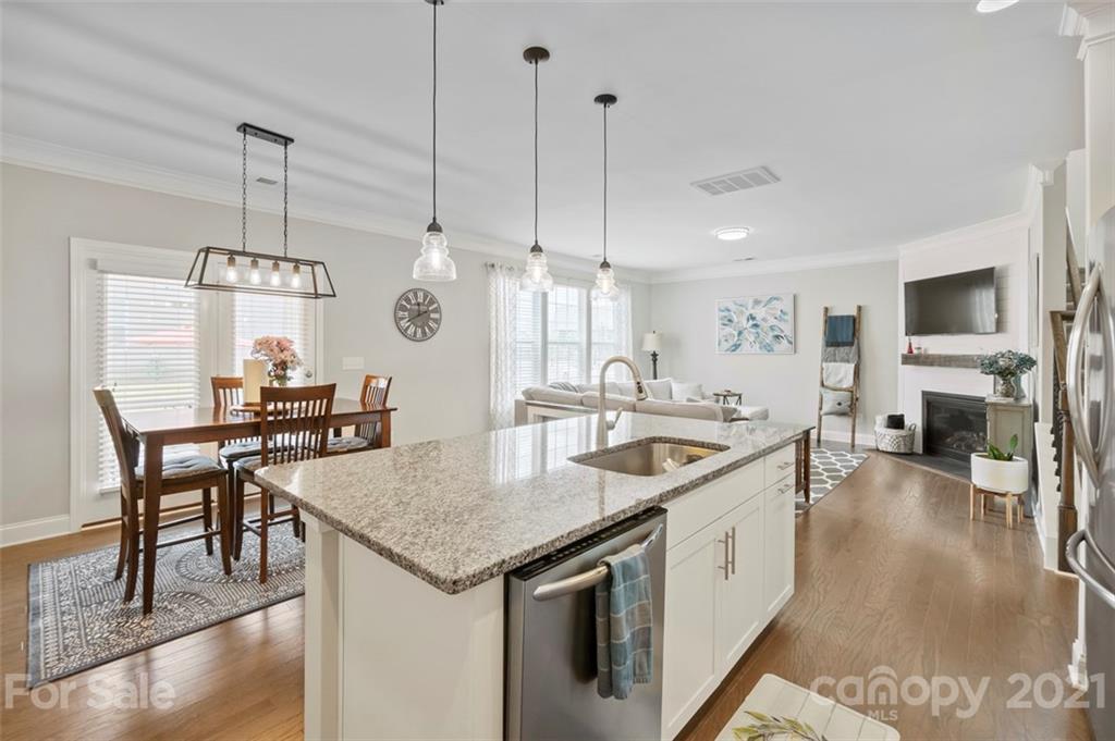 5077 Oakmere Road Waxhaw, NC 28173 - Photo 12 of 47 Gallery Image 12