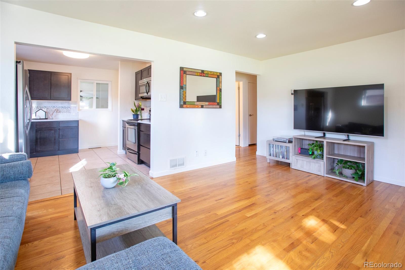 6970 Morrison Drive Denver, CO 80221 - Photo 8 of 39