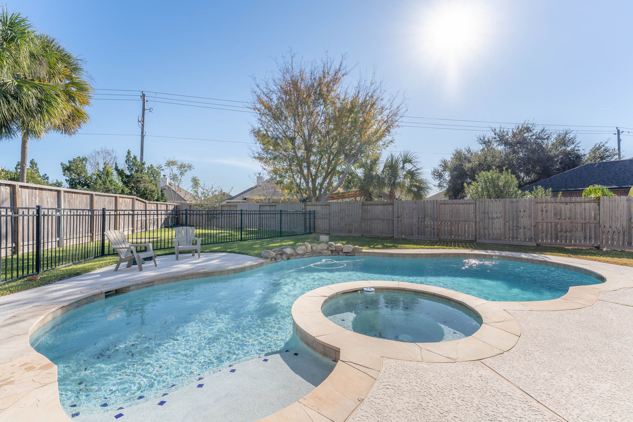 1205 Cambridge Court Seabrook, TX 77586 - Photo 45 of 47 a view of a backyard